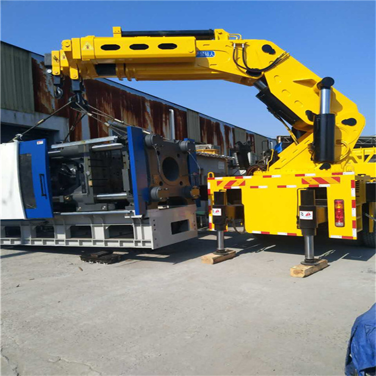 灵寿县 大吨位折臂吊出租费用解析：一小时租赁多少钱