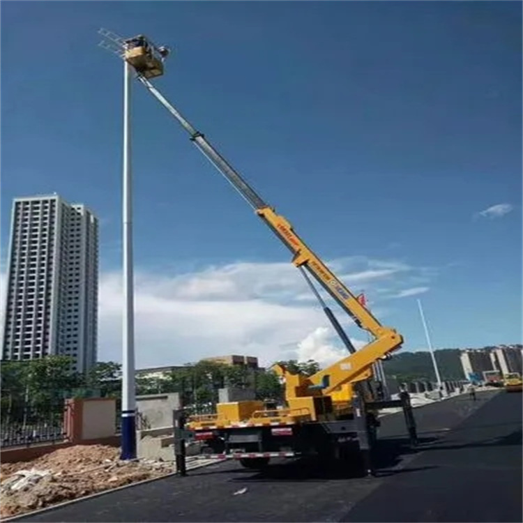 灵寿县维修路灯的曲臂升降车出租